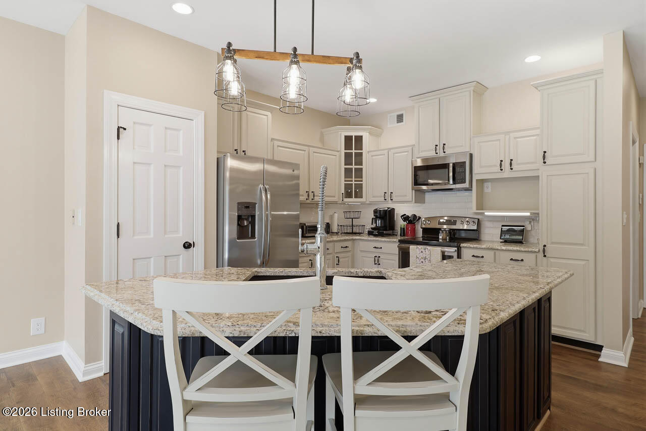 1414 Old Harrods Creek Rd