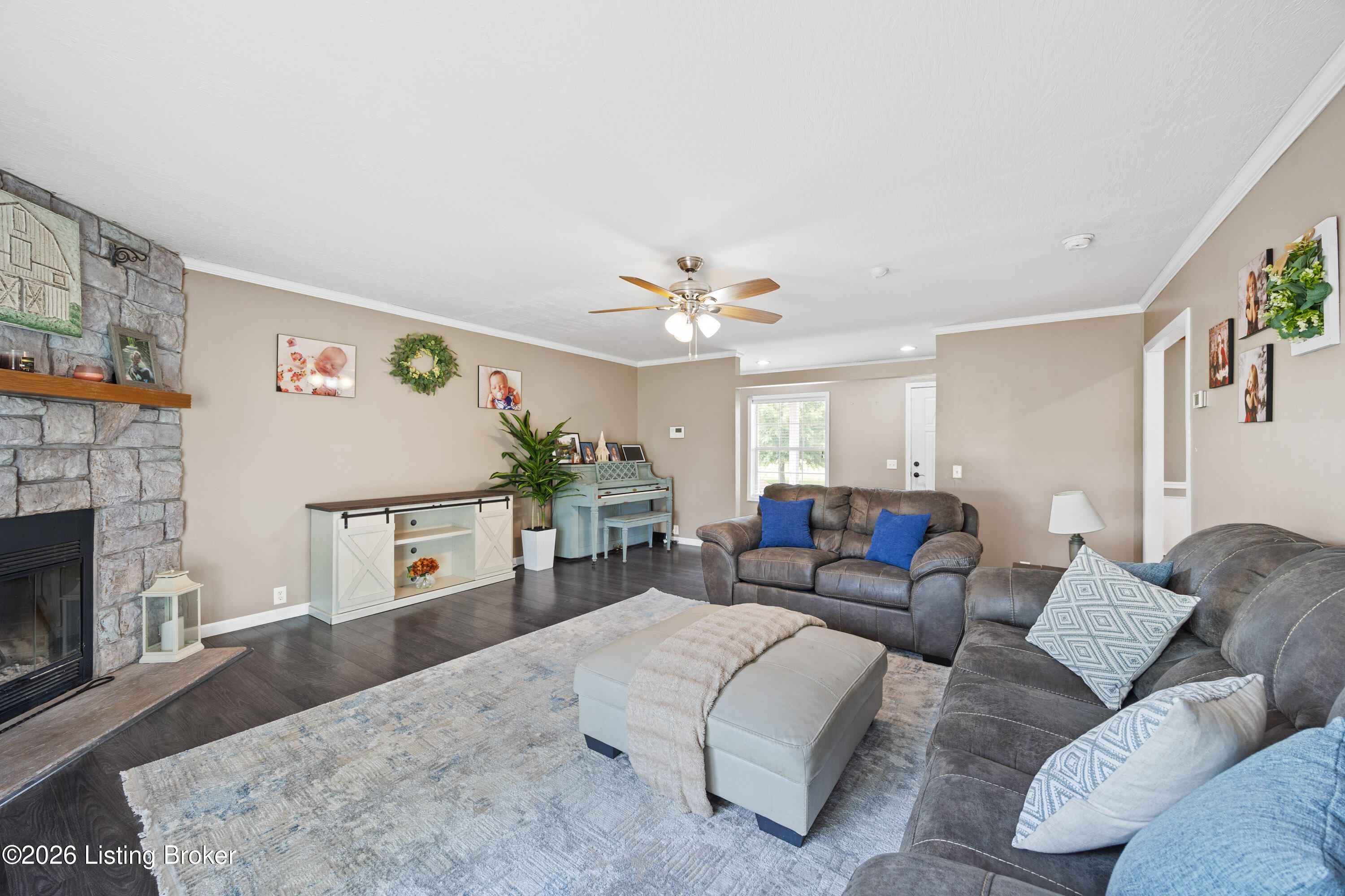 333 Burnett Dr