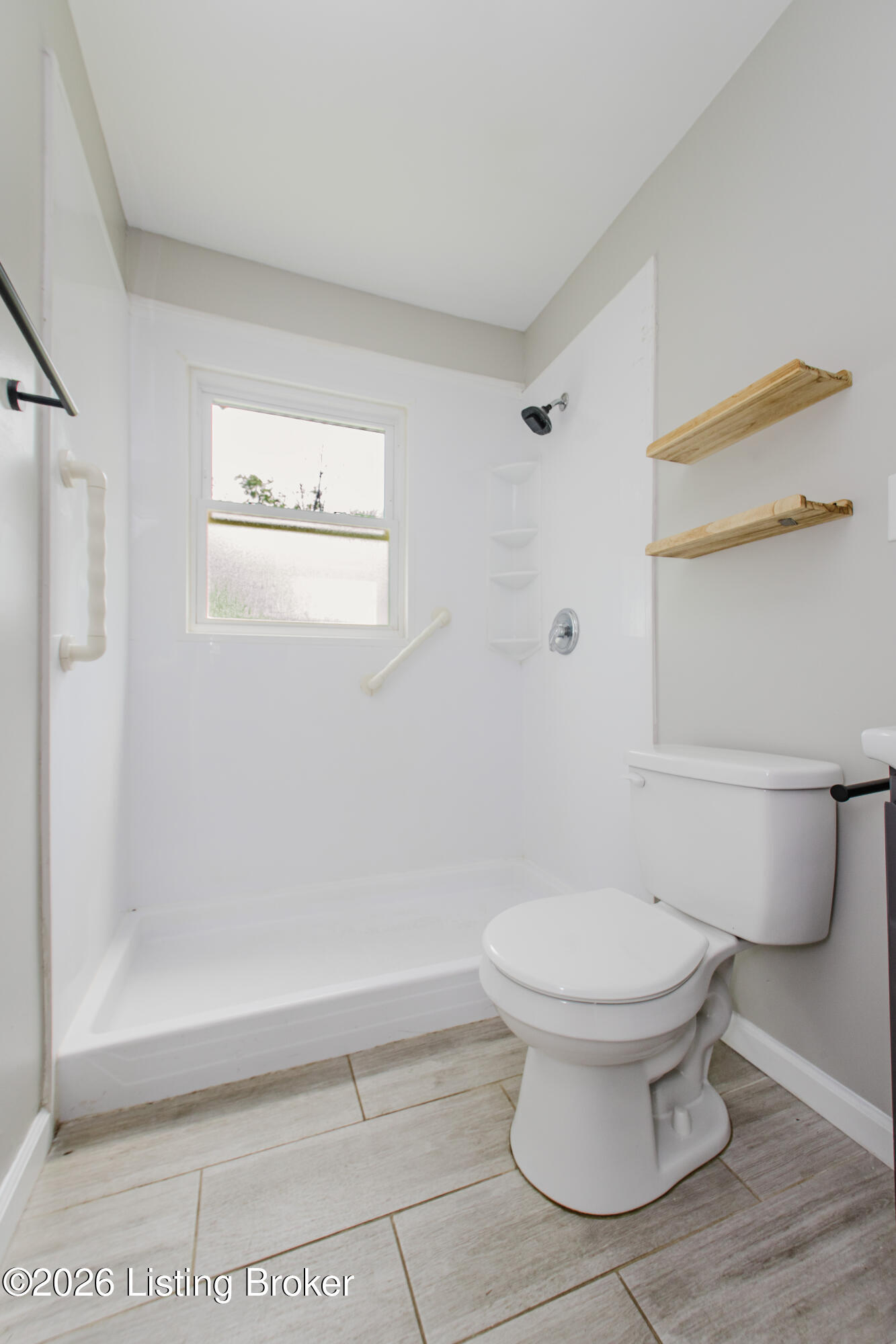 4107 Angel Terrace
