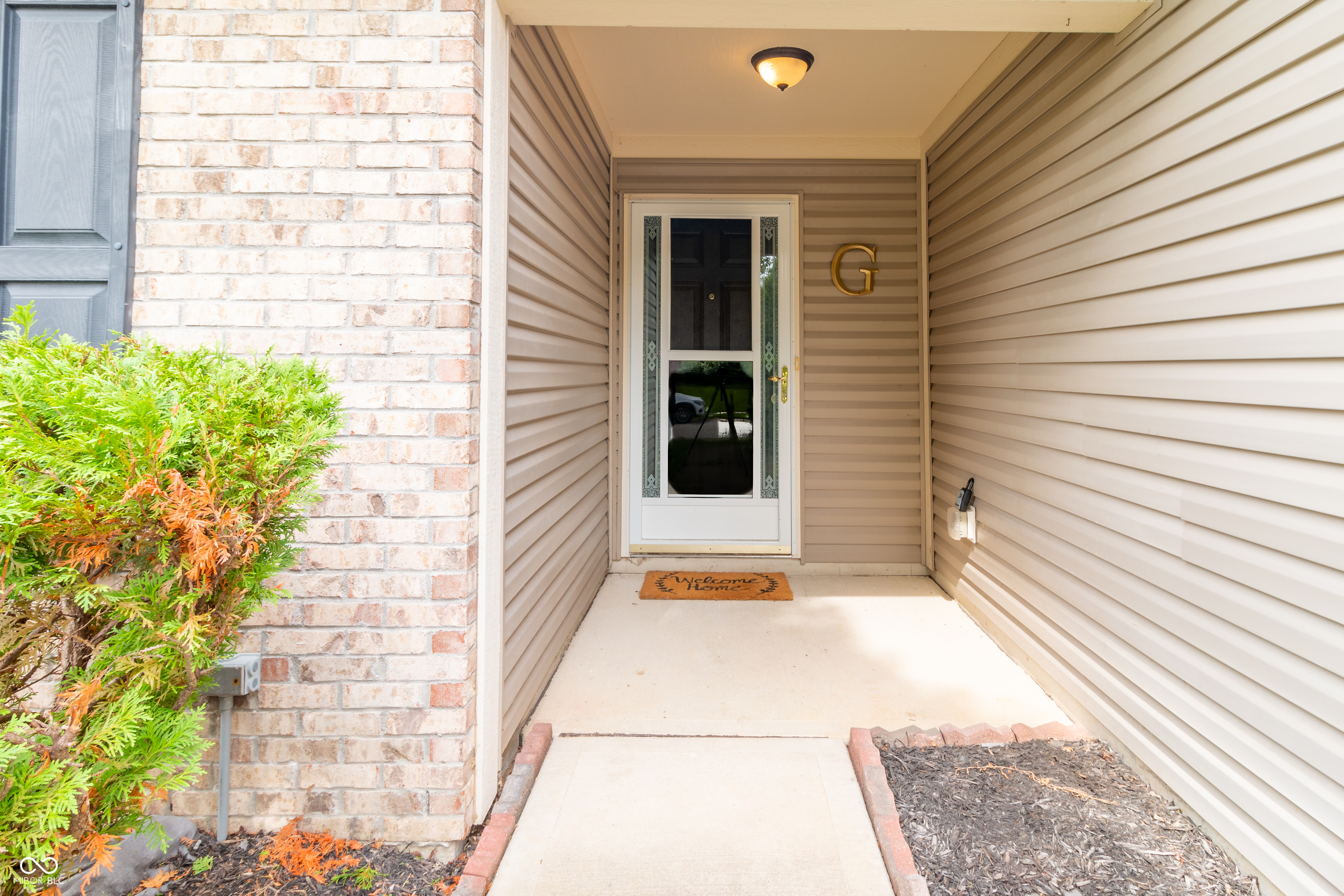 7352 Graymont Drive