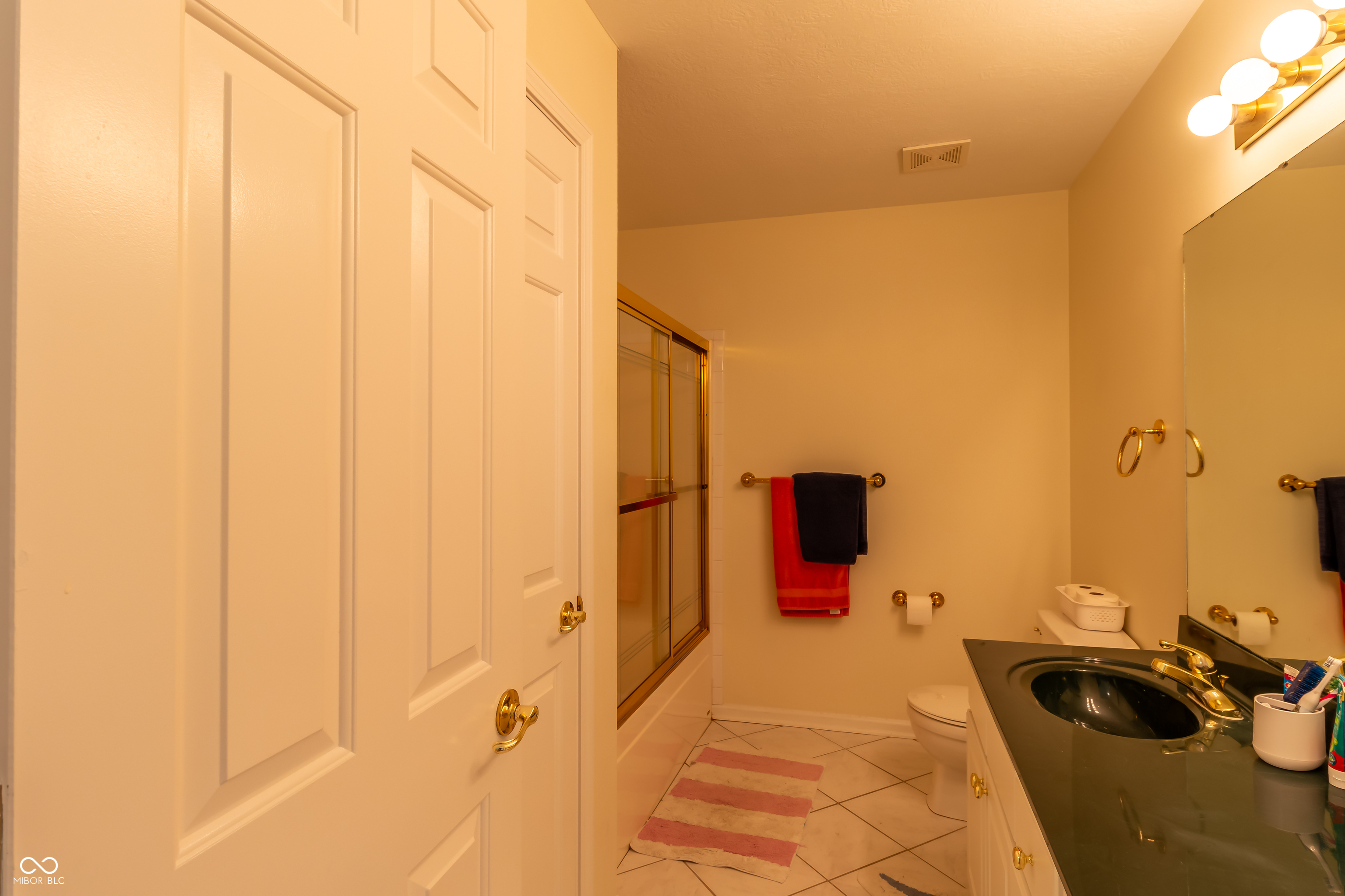 4957 Shadow Rock Circle