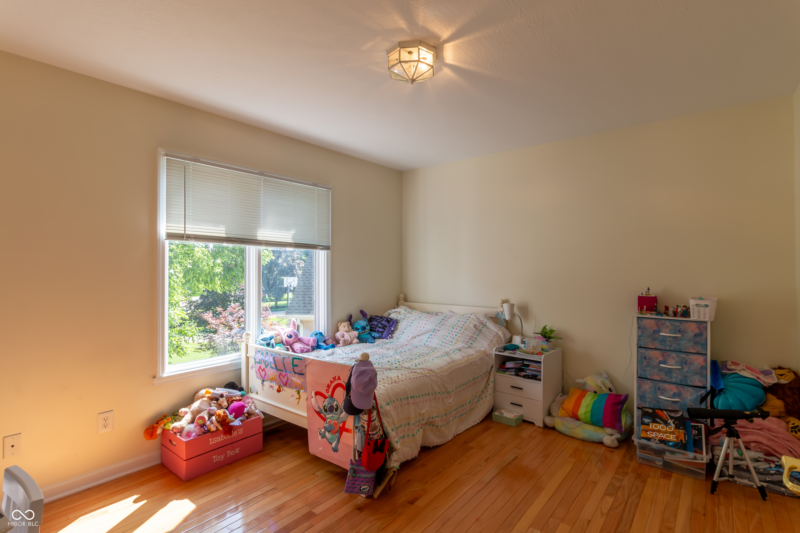 4957 Shadow Rock Circle