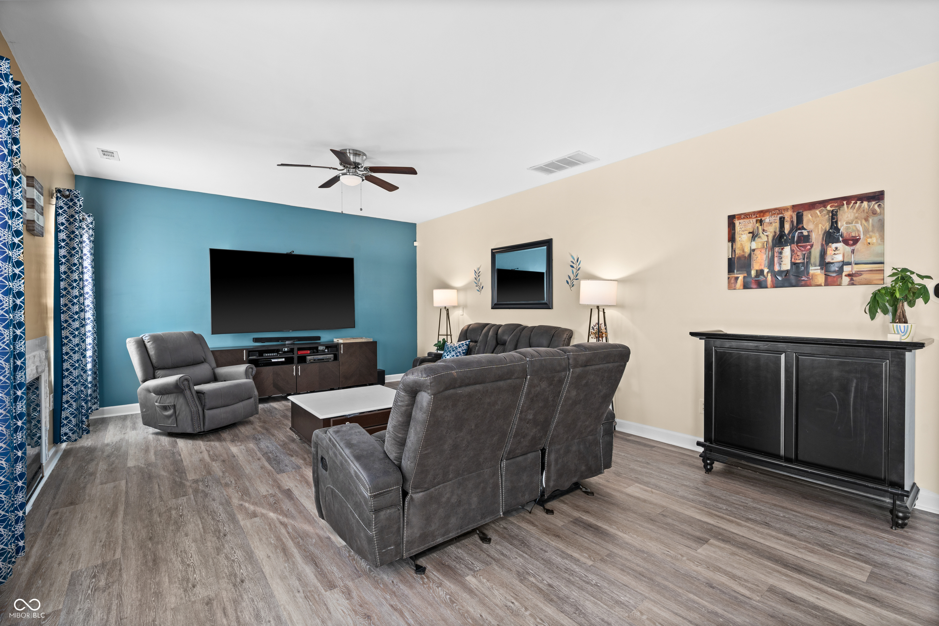 5431 Hammock Glen Drive