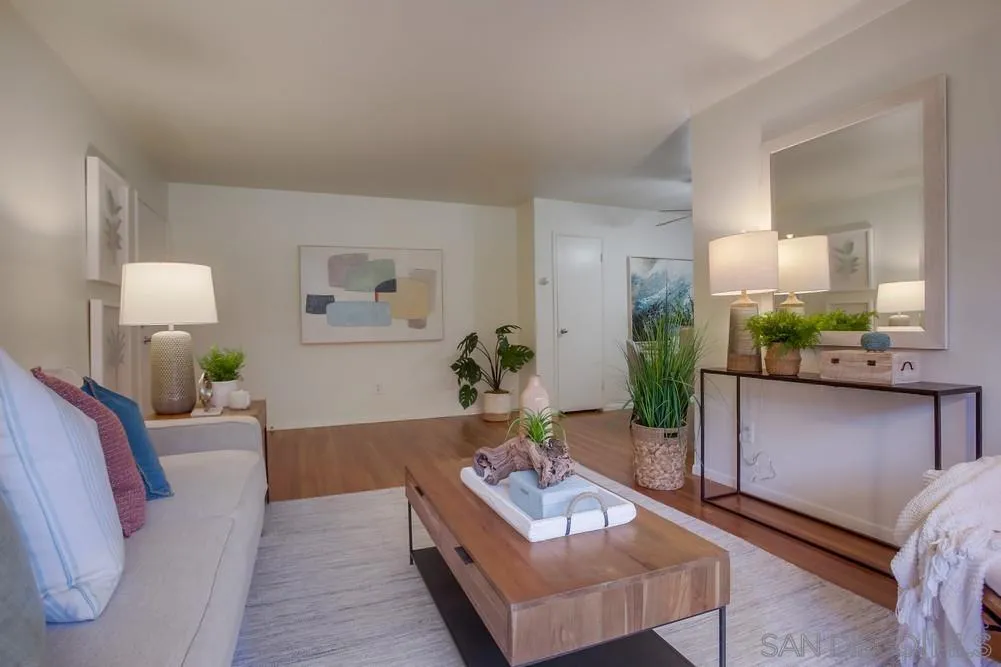 5363 La Jolla Blvd Unit: 45