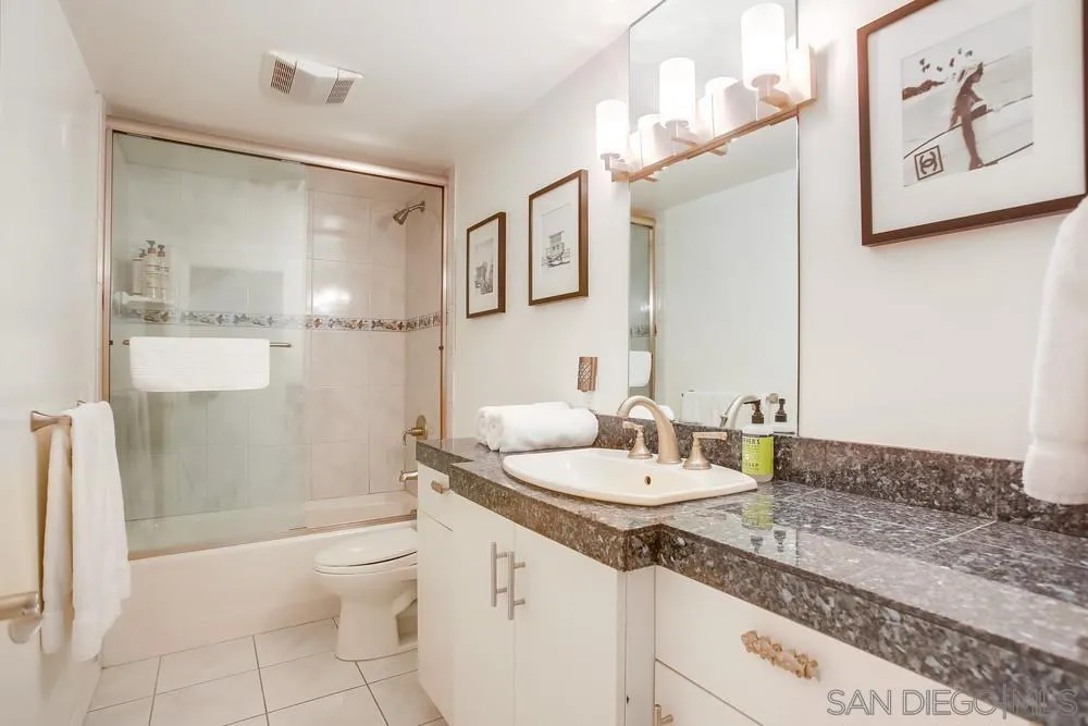 808 Ensenada Ct