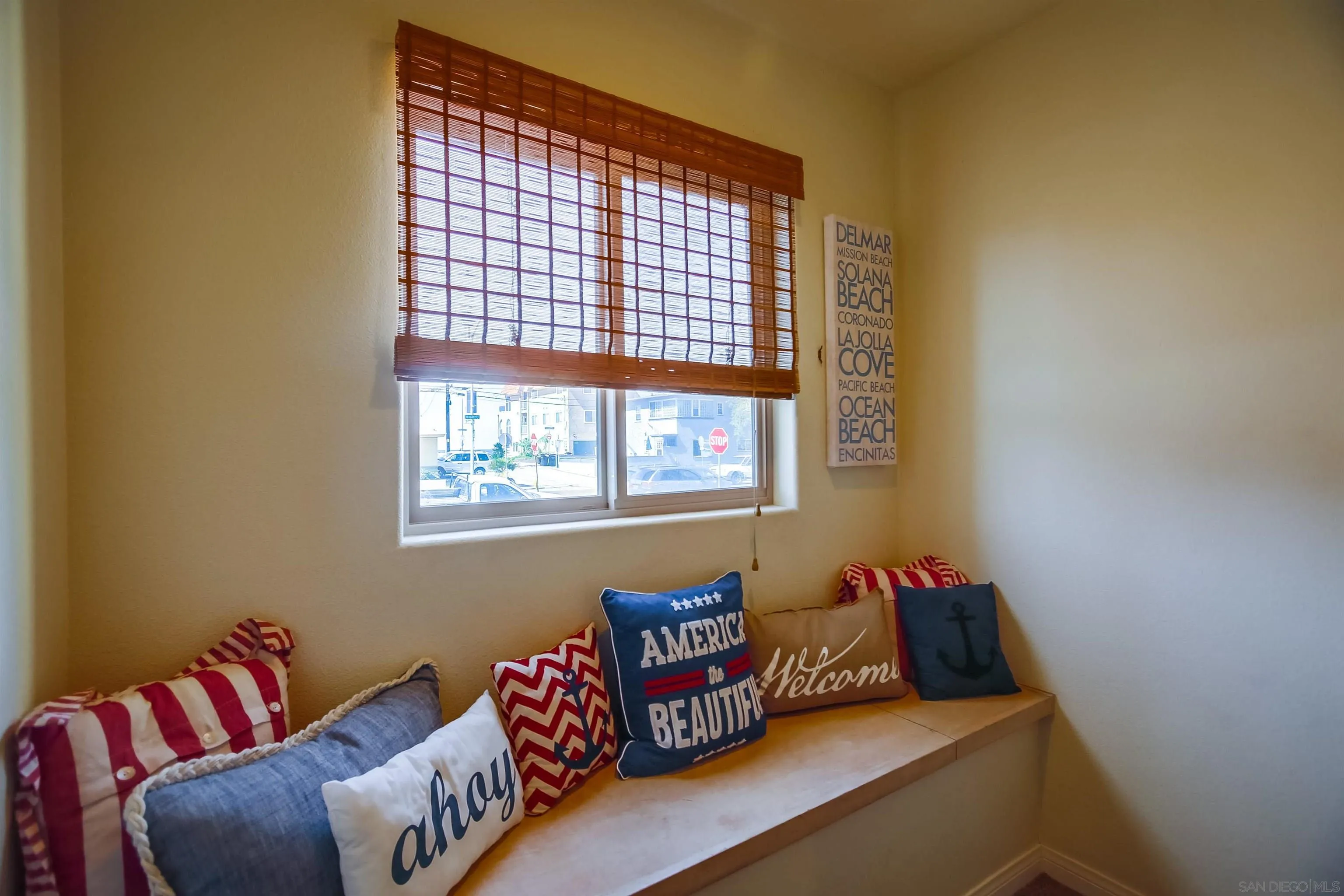 803 El Carmel Pl.