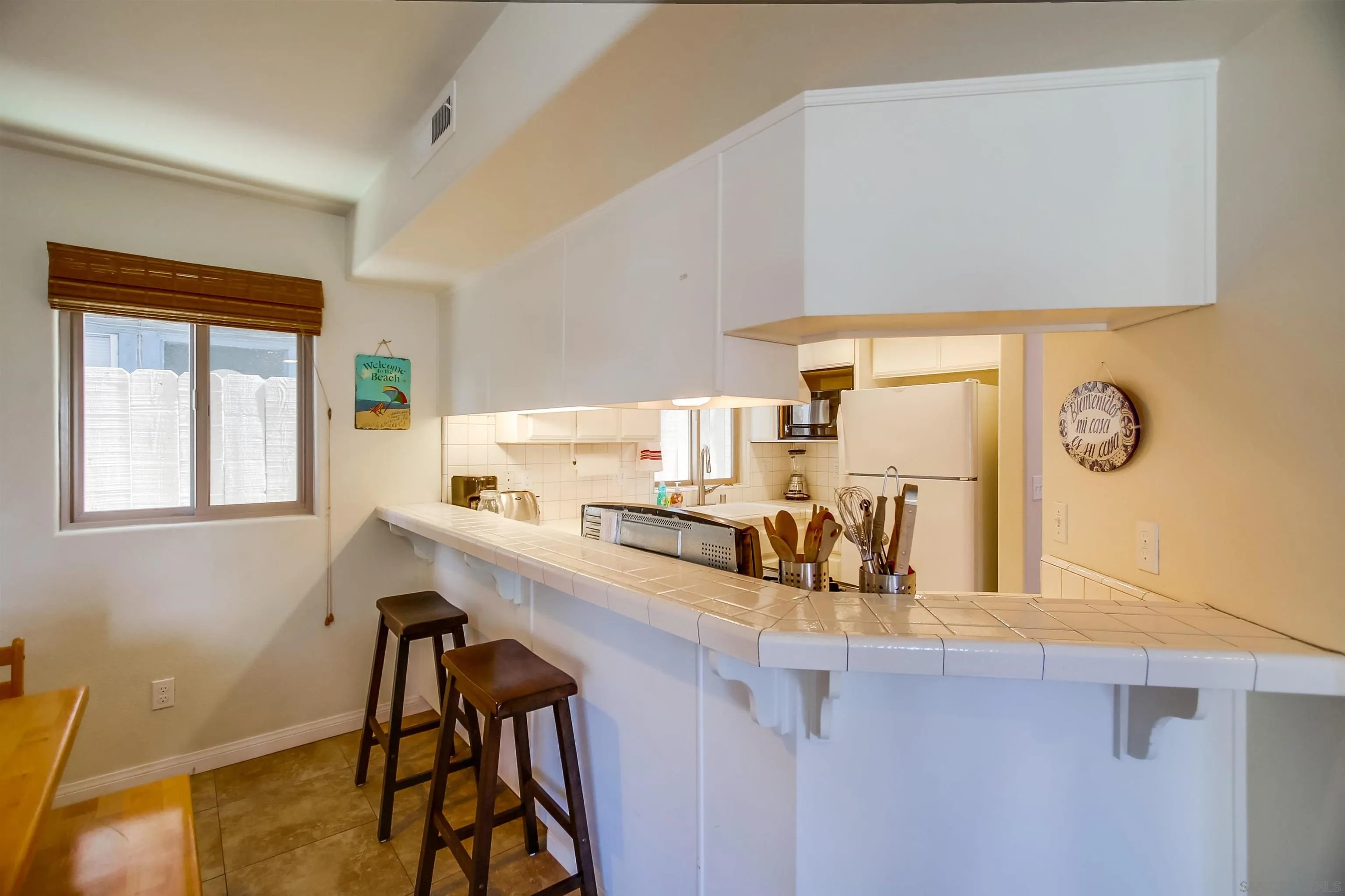 803 El Carmel Pl.