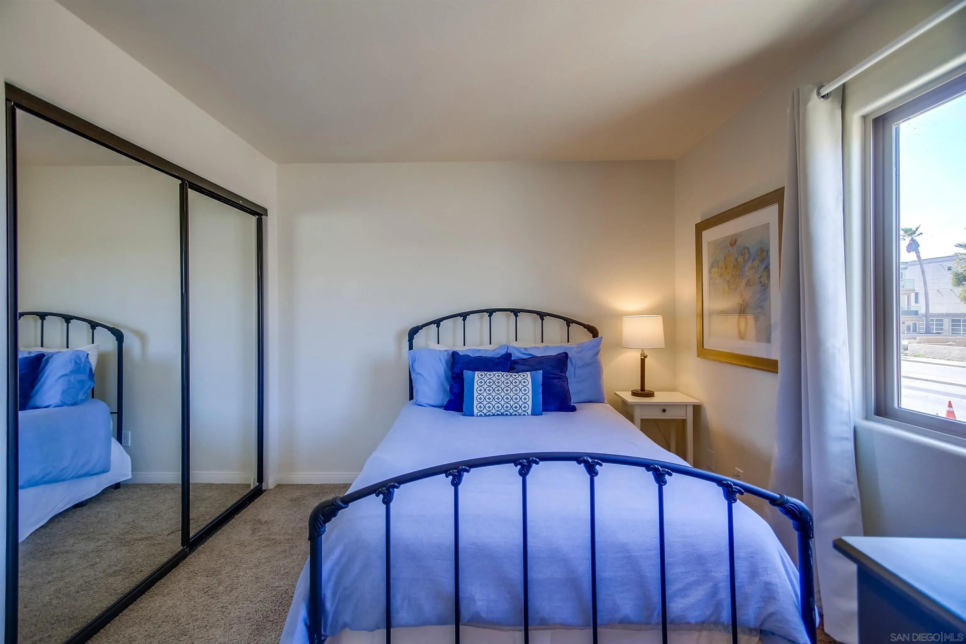 803 El Carmel Pl.