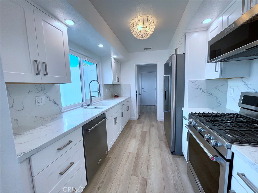 33431 Spinnaker Drive N