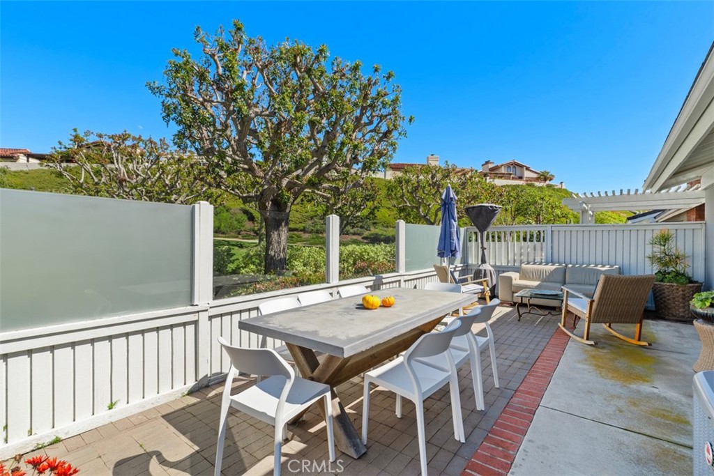 33902 Faeroe Bay