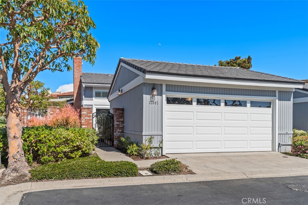 33902 Faeroe Bay