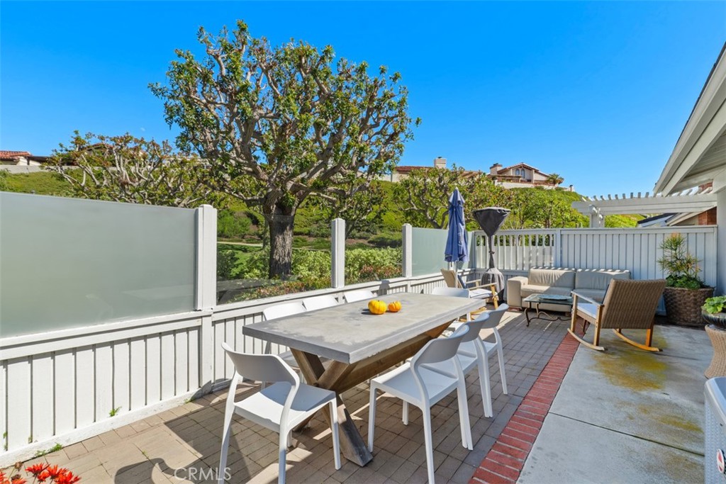 33902 Faeroe Bay