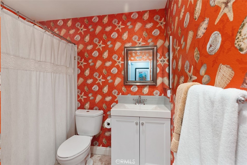 33902 Faeroe Bay