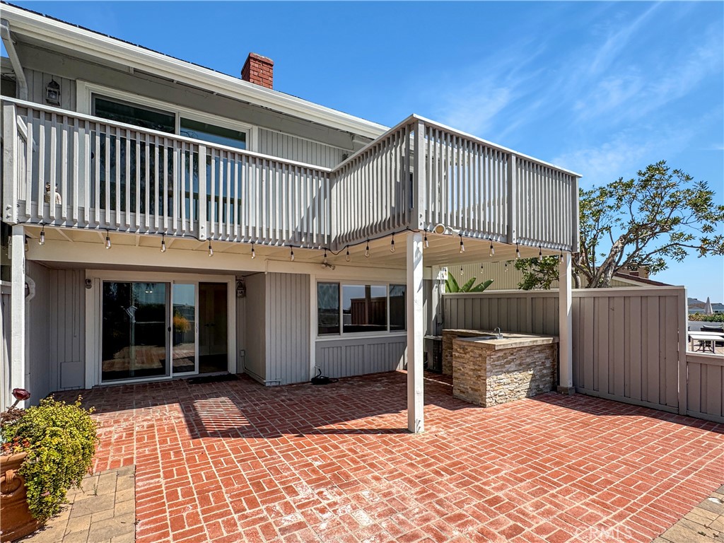 33425 Spinnaker Drive N