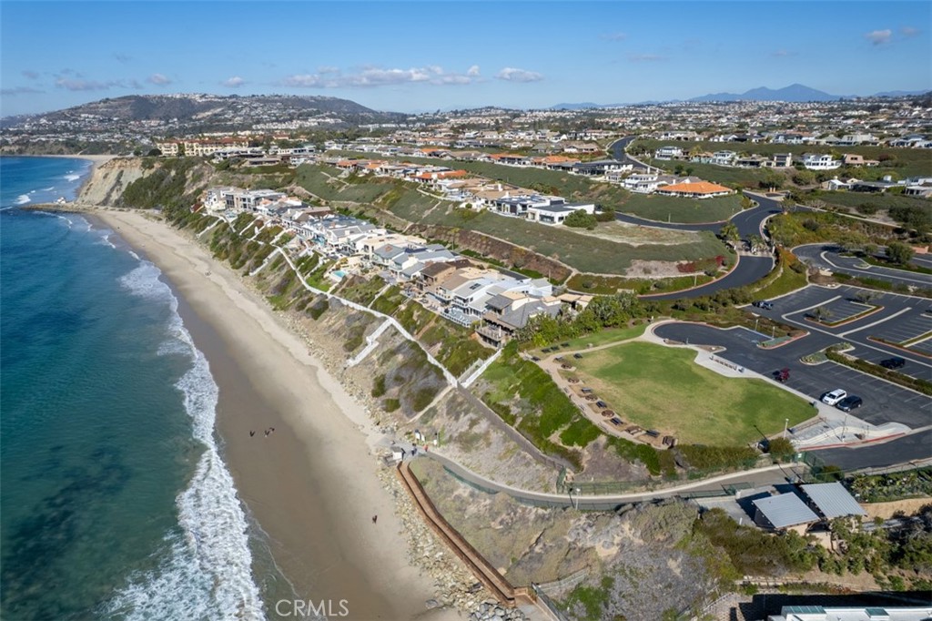 33425 Spinnaker Drive N