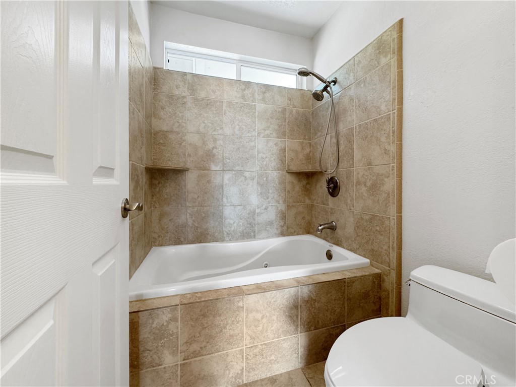 33425 Spinnaker Drive N