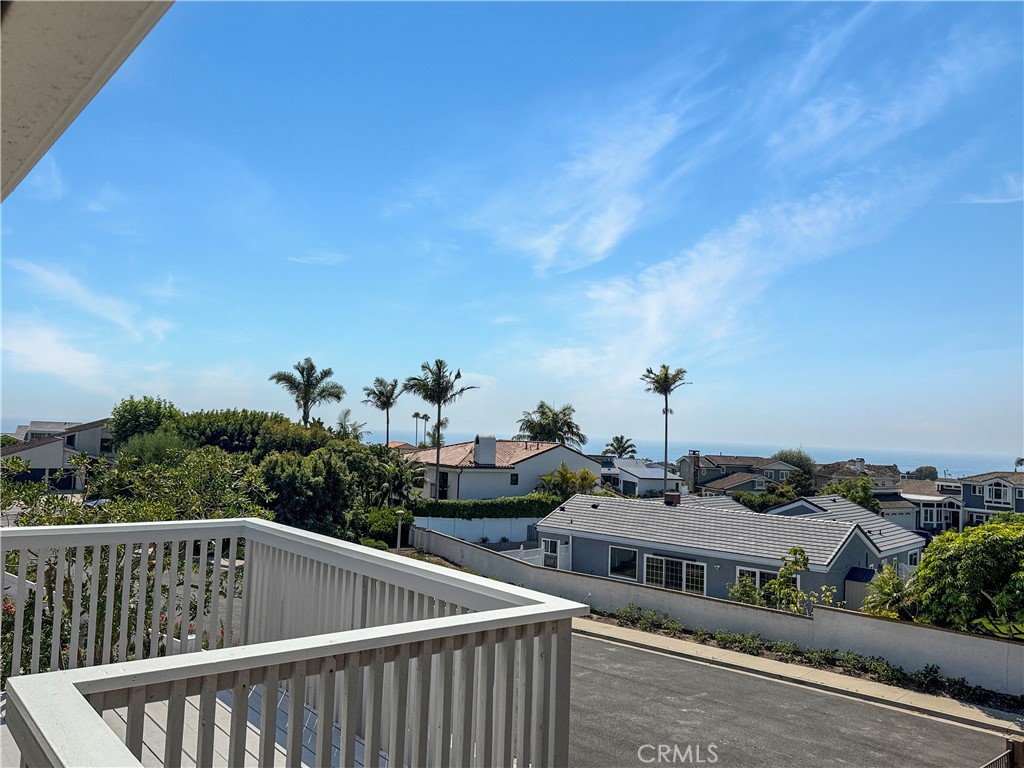 33425 Spinnaker Drive N