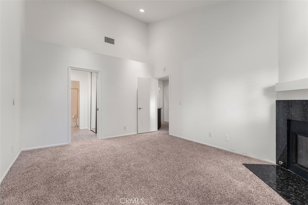 24839 Nueva Vista