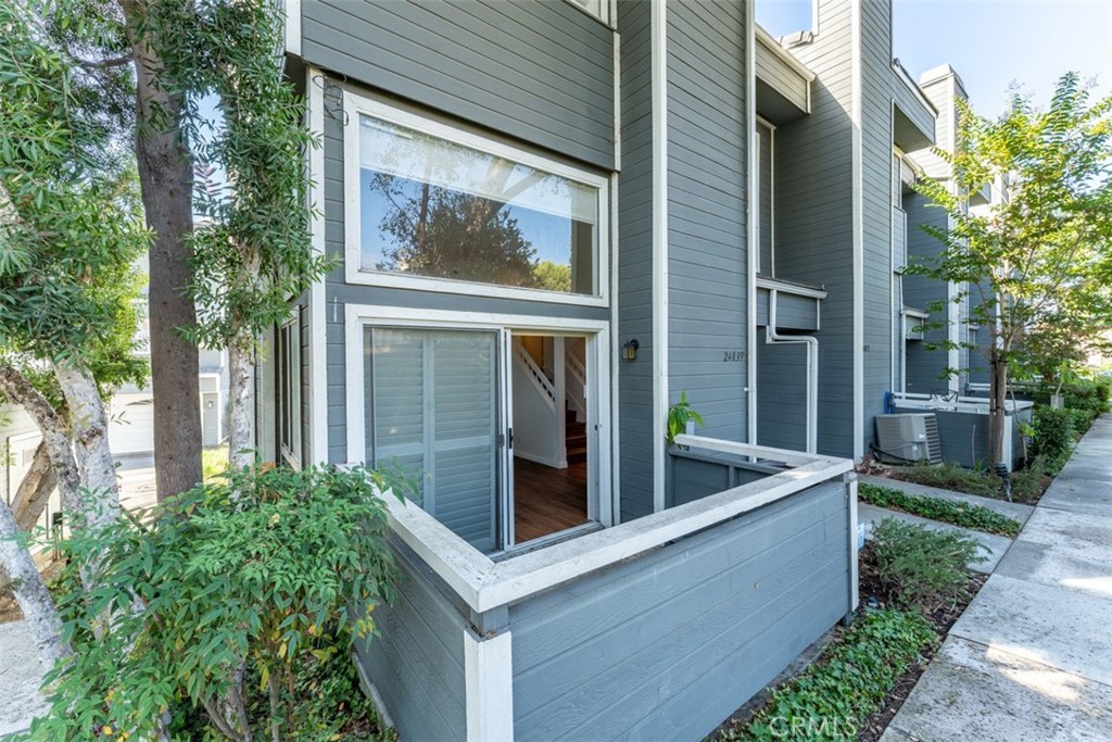 24839 #4 Nueva Vista