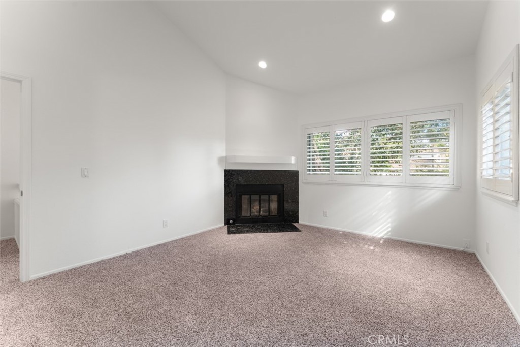 24839 #4 Nueva Vista