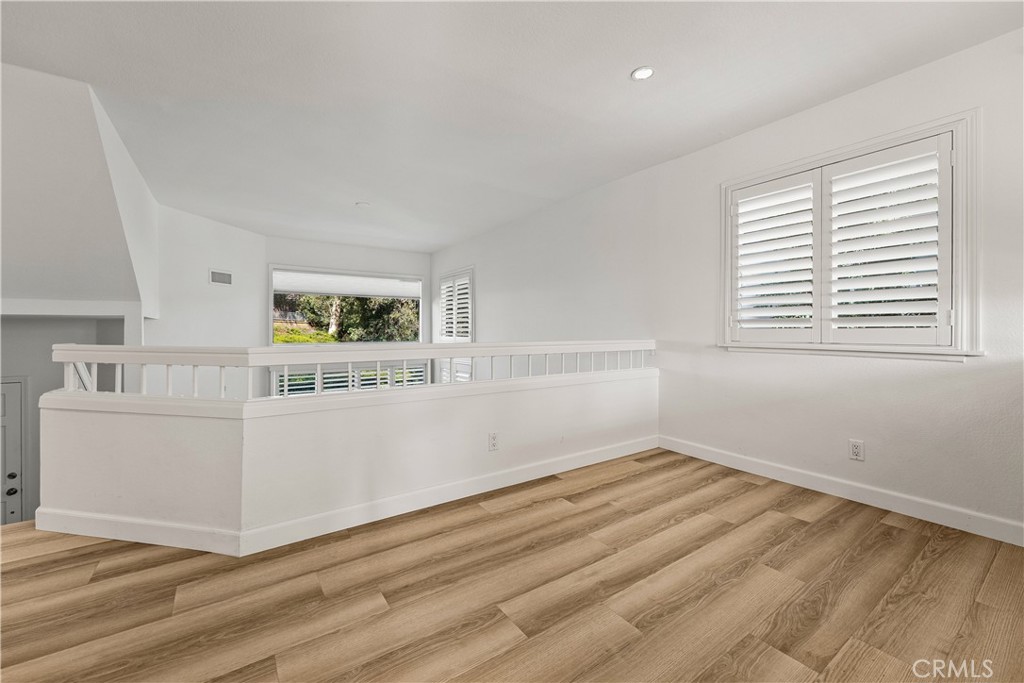 24839 #4 Nueva Vista