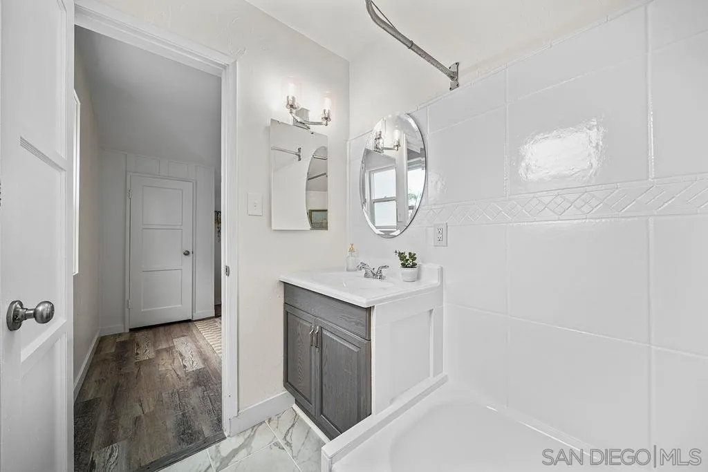453 Westbourne St