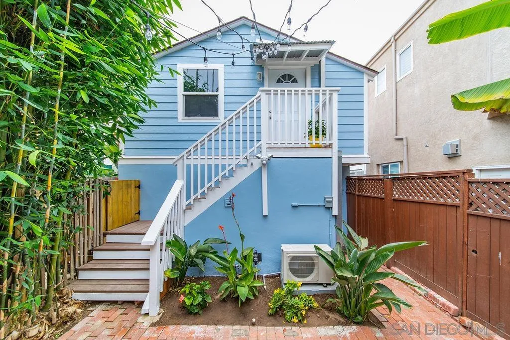 453 Westbourne St