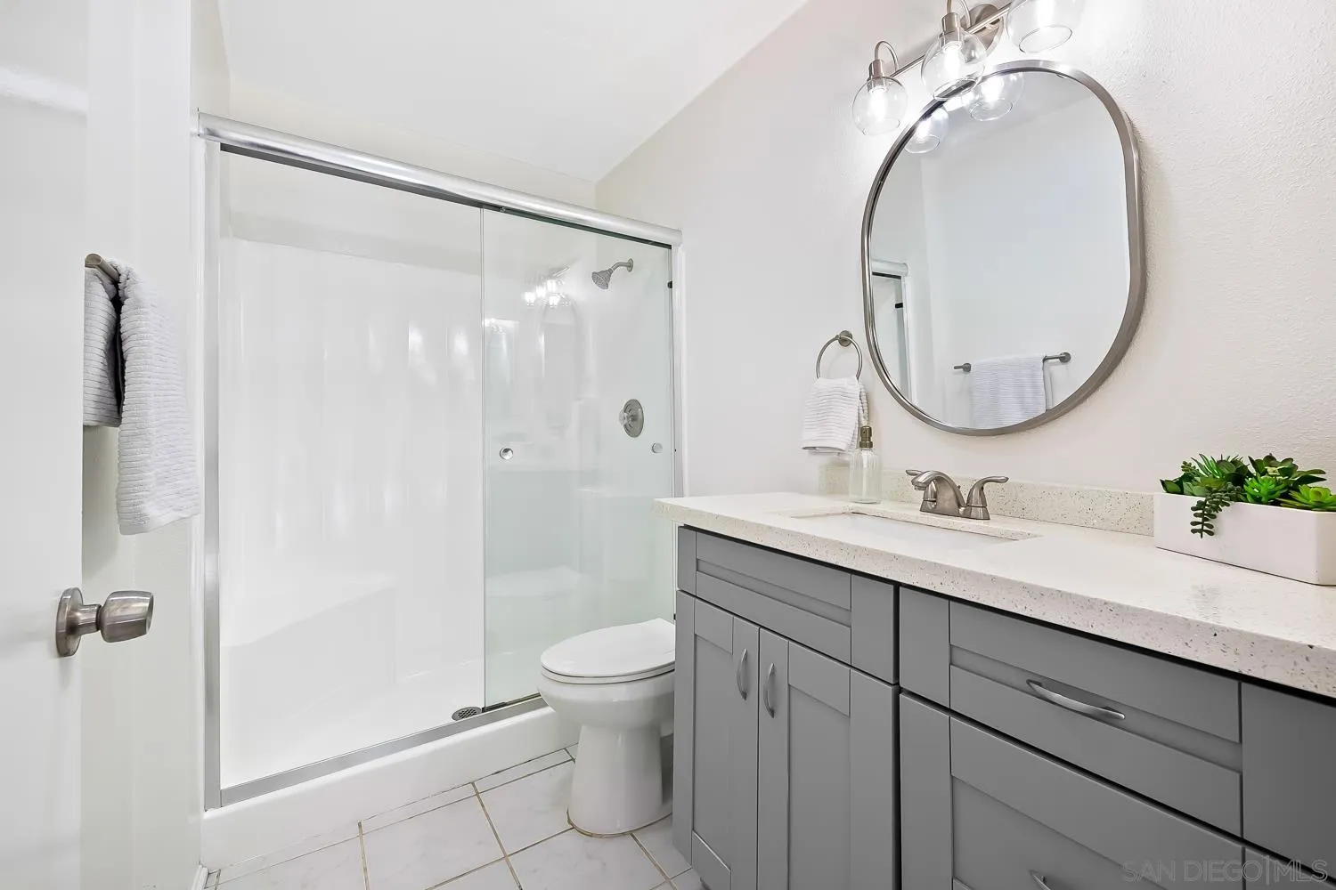 3219 Midway Dr Unit 407