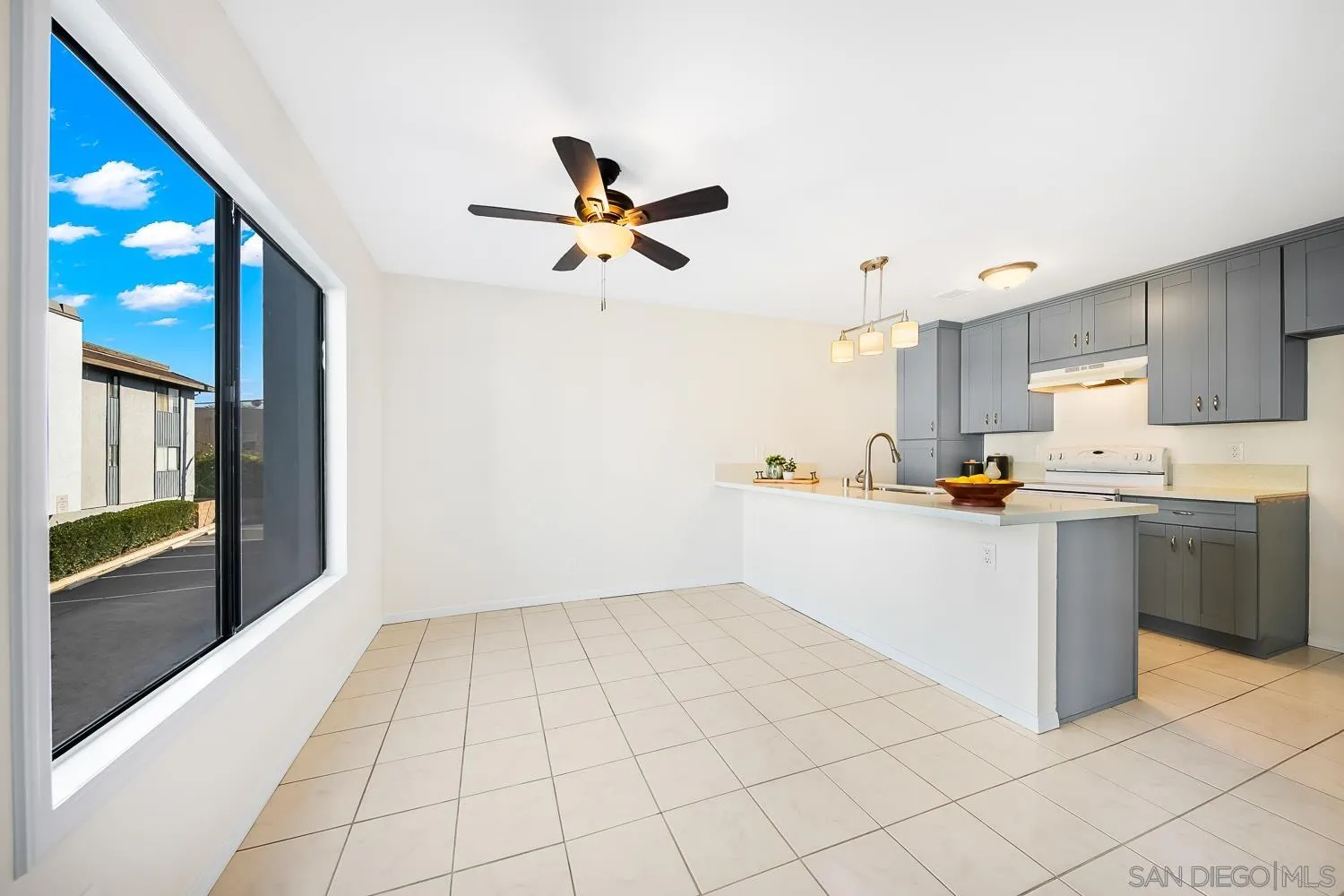 3219 Midway Dr Unit 407