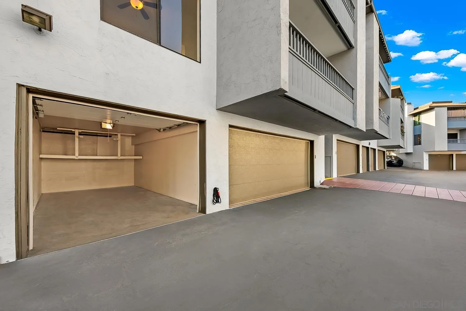 3219 Midway Dr Unit 407