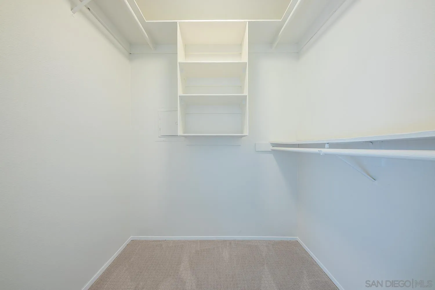 3219 Midway Dr Unit 407