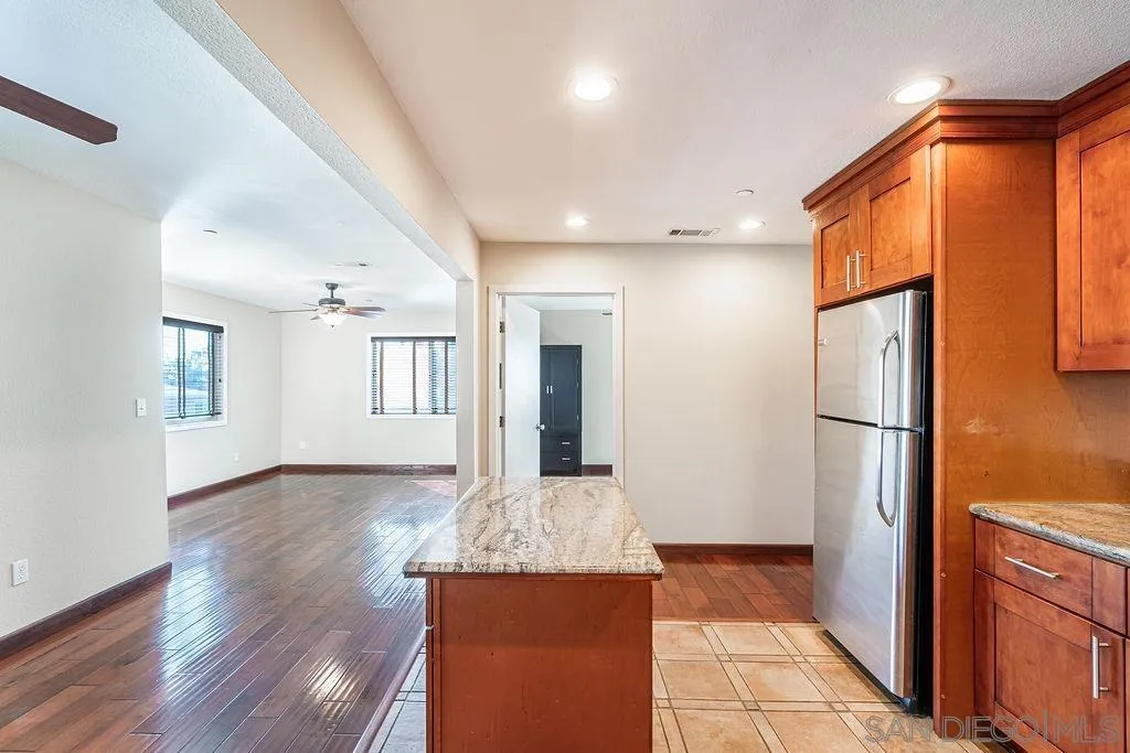 6618-22 Appert Ct