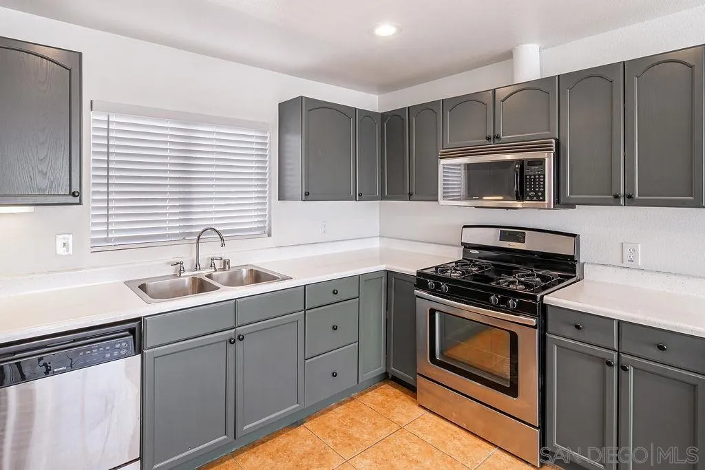 6618-22 Appert Ct