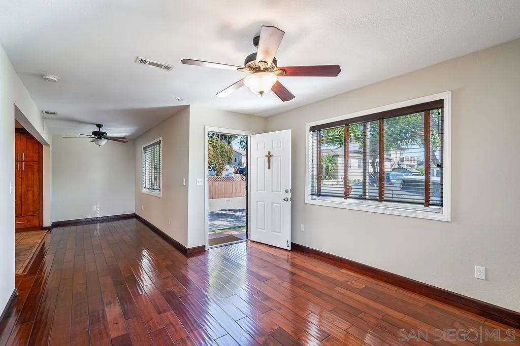6618-22 Appert Ct