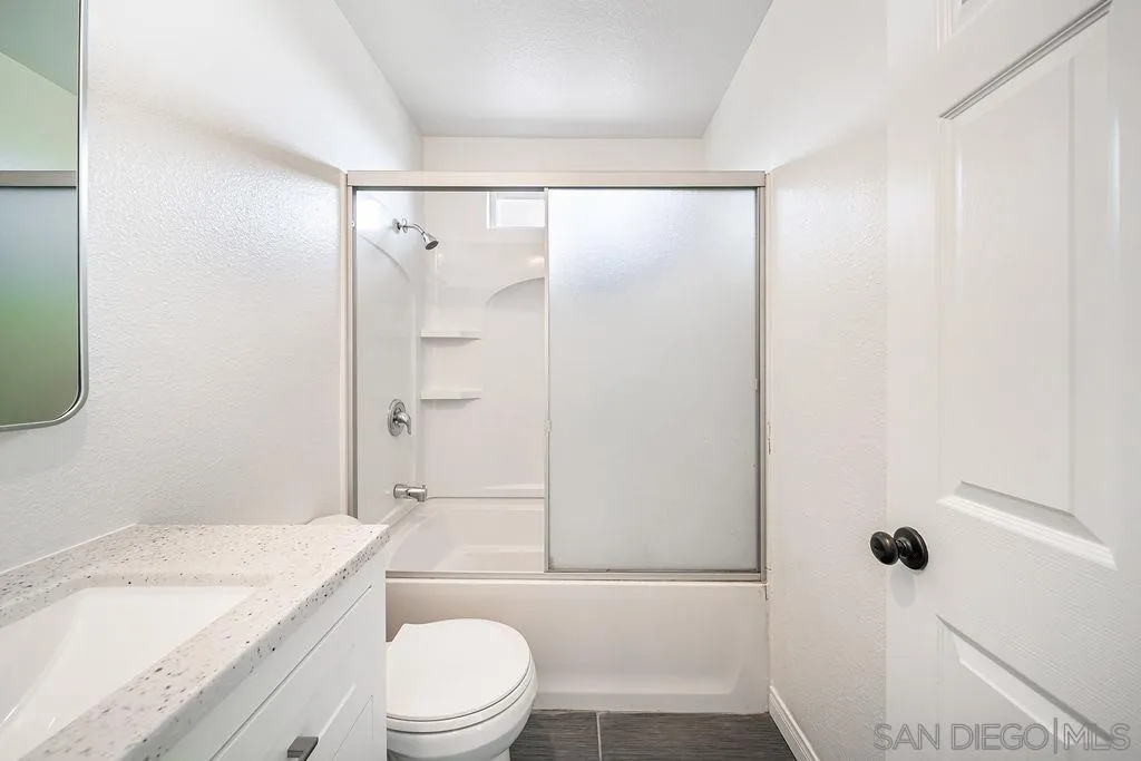 6618-22 Appert Ct