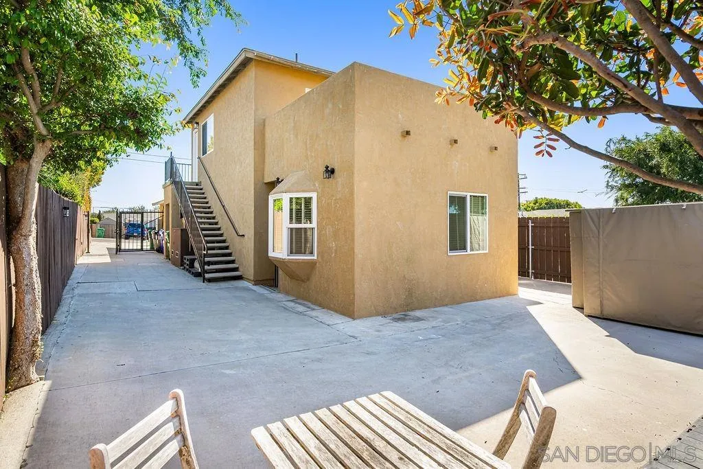 6618-22 Appert Ct