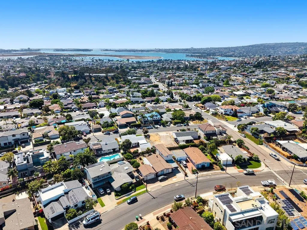 2545 Deerpark Unit /227