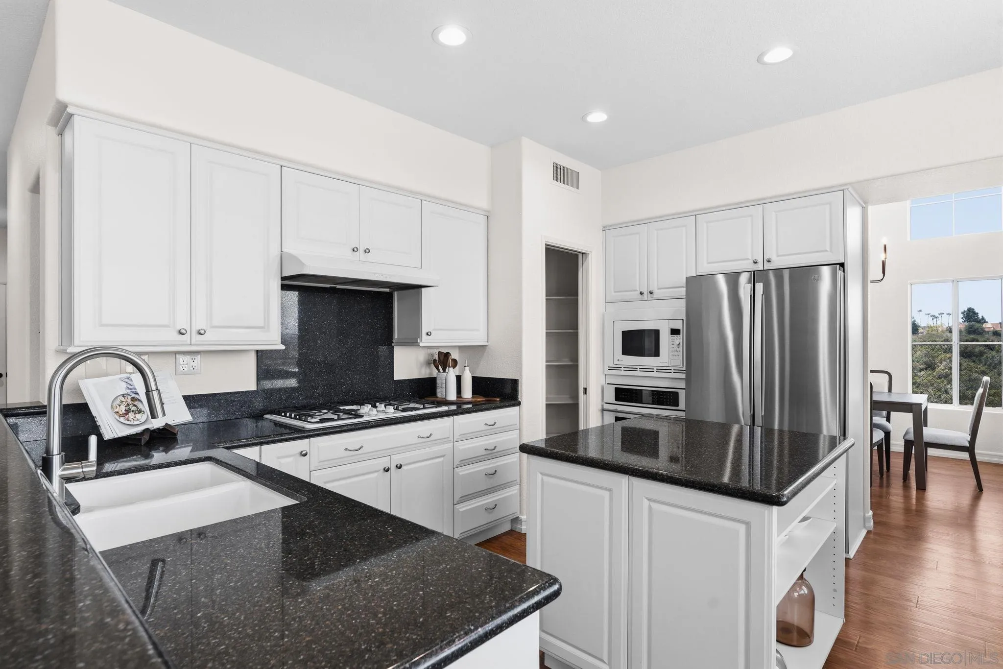 7406 Keisha Terrace