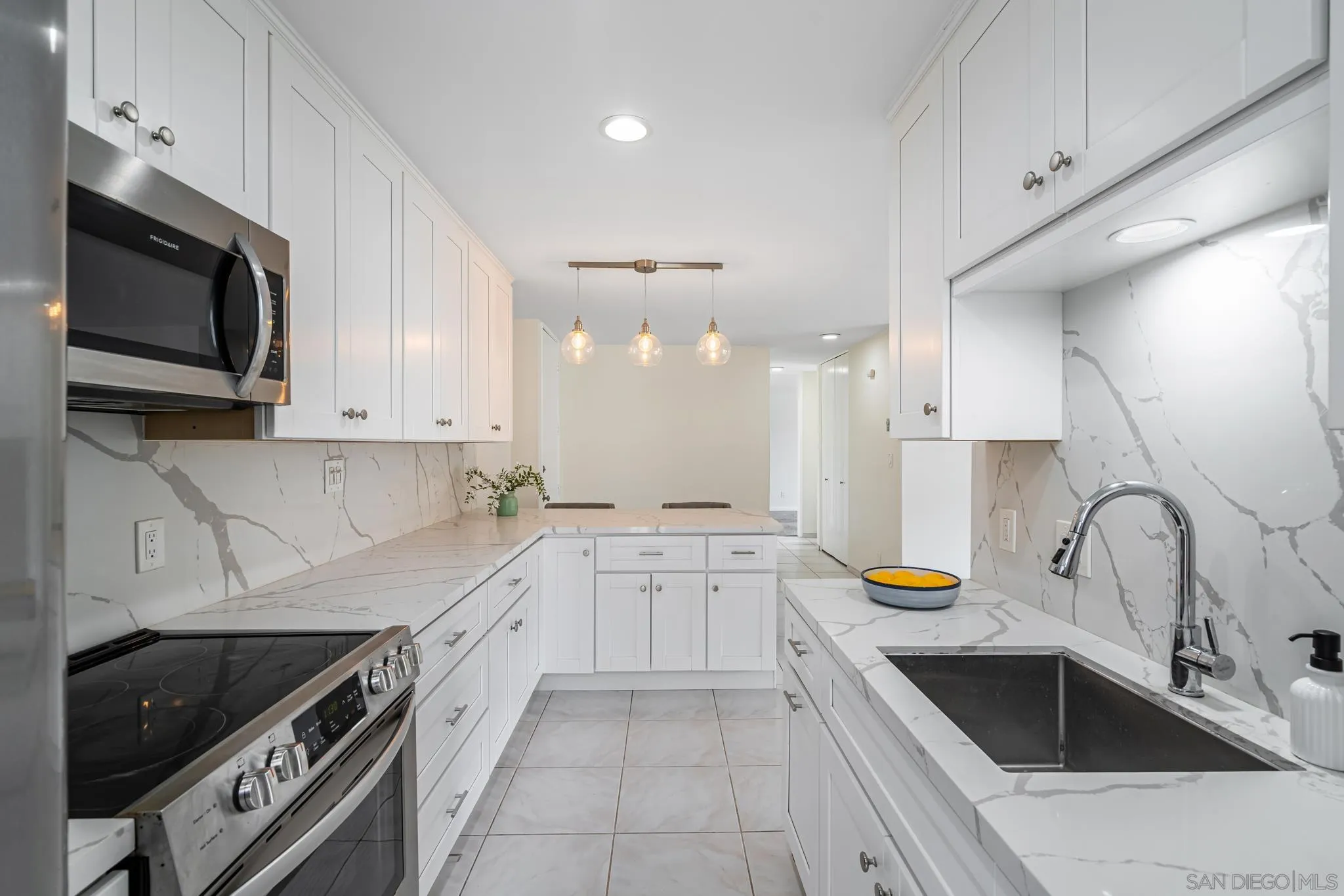 6455 La Jolla Blvd Unit: 302