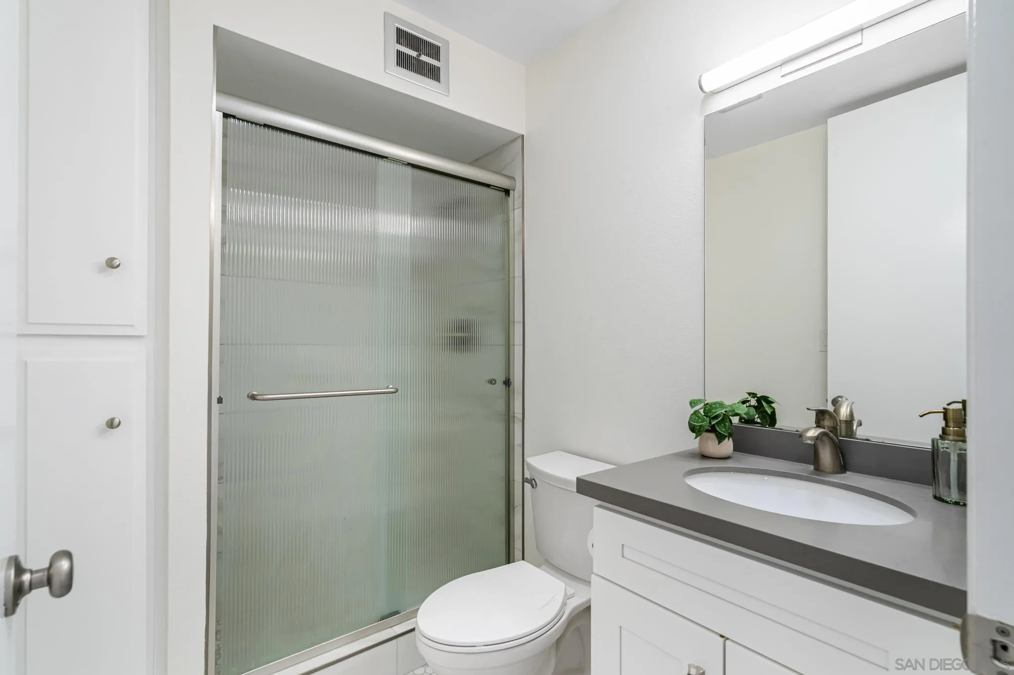 6455 La Jolla Blvd Unit: 302