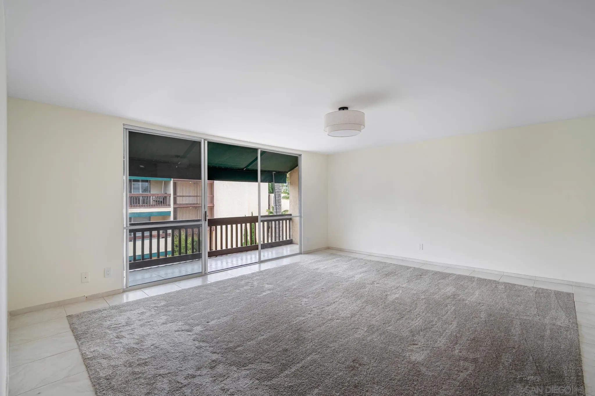 6455 La Jolla Blvd Unit: 302