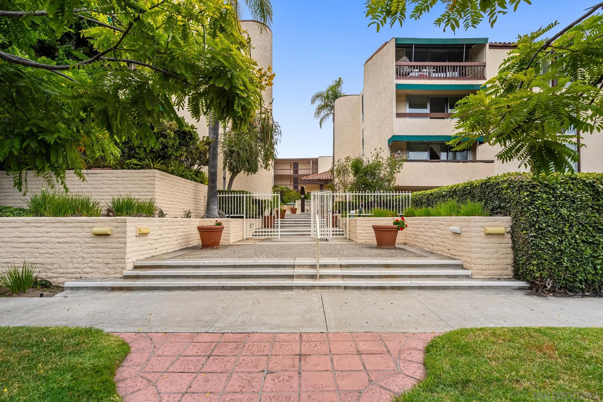 6455 La Jolla Blvd Unit: 302