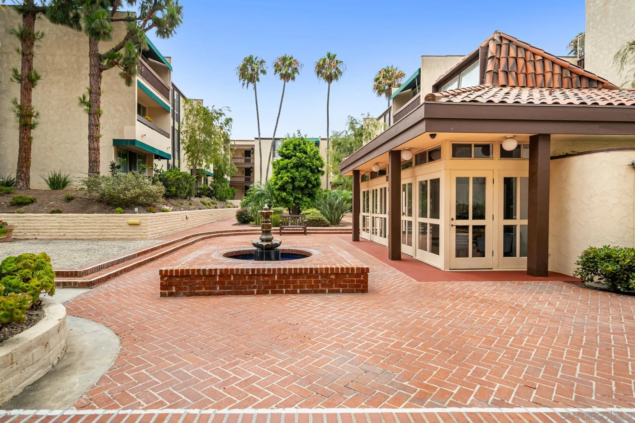 6455 La Jolla Blvd Unit: 302