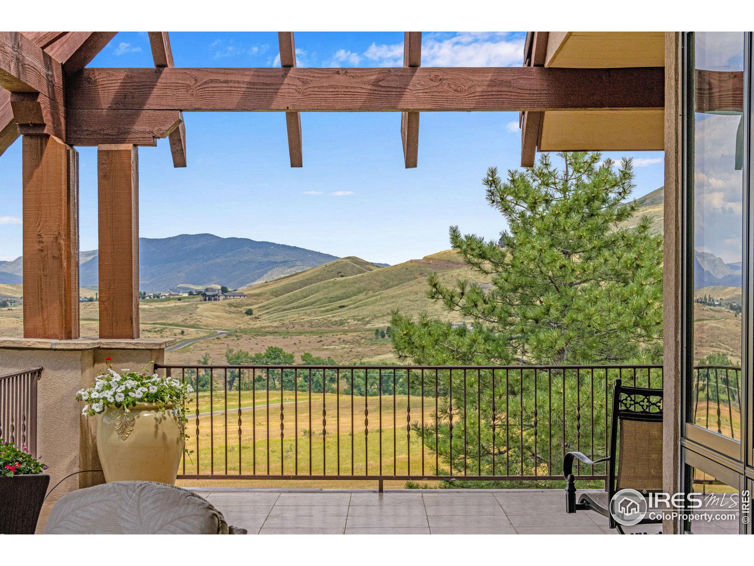 4676 Indian Creek Rd