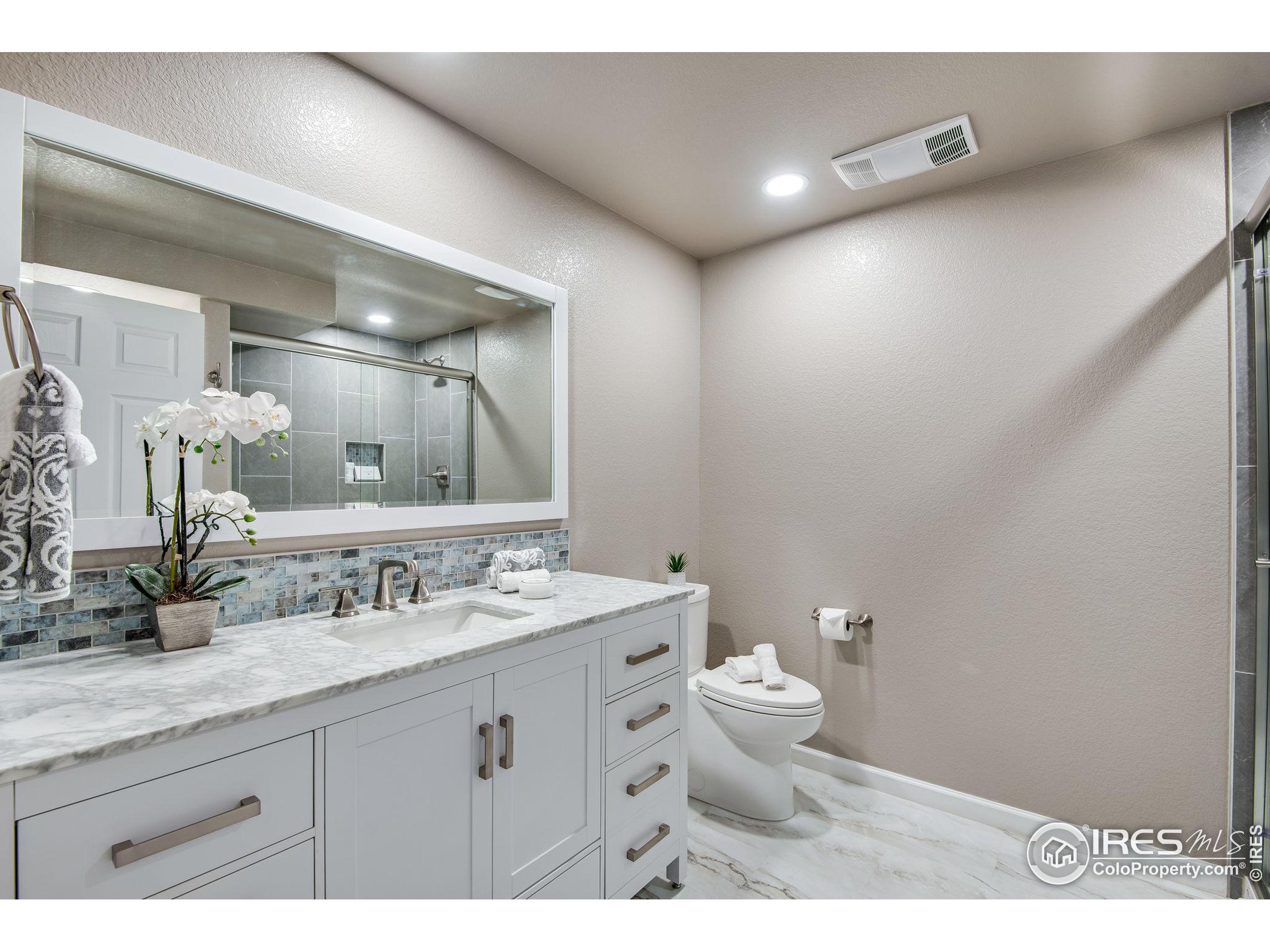 5109 Southern Cross Ln