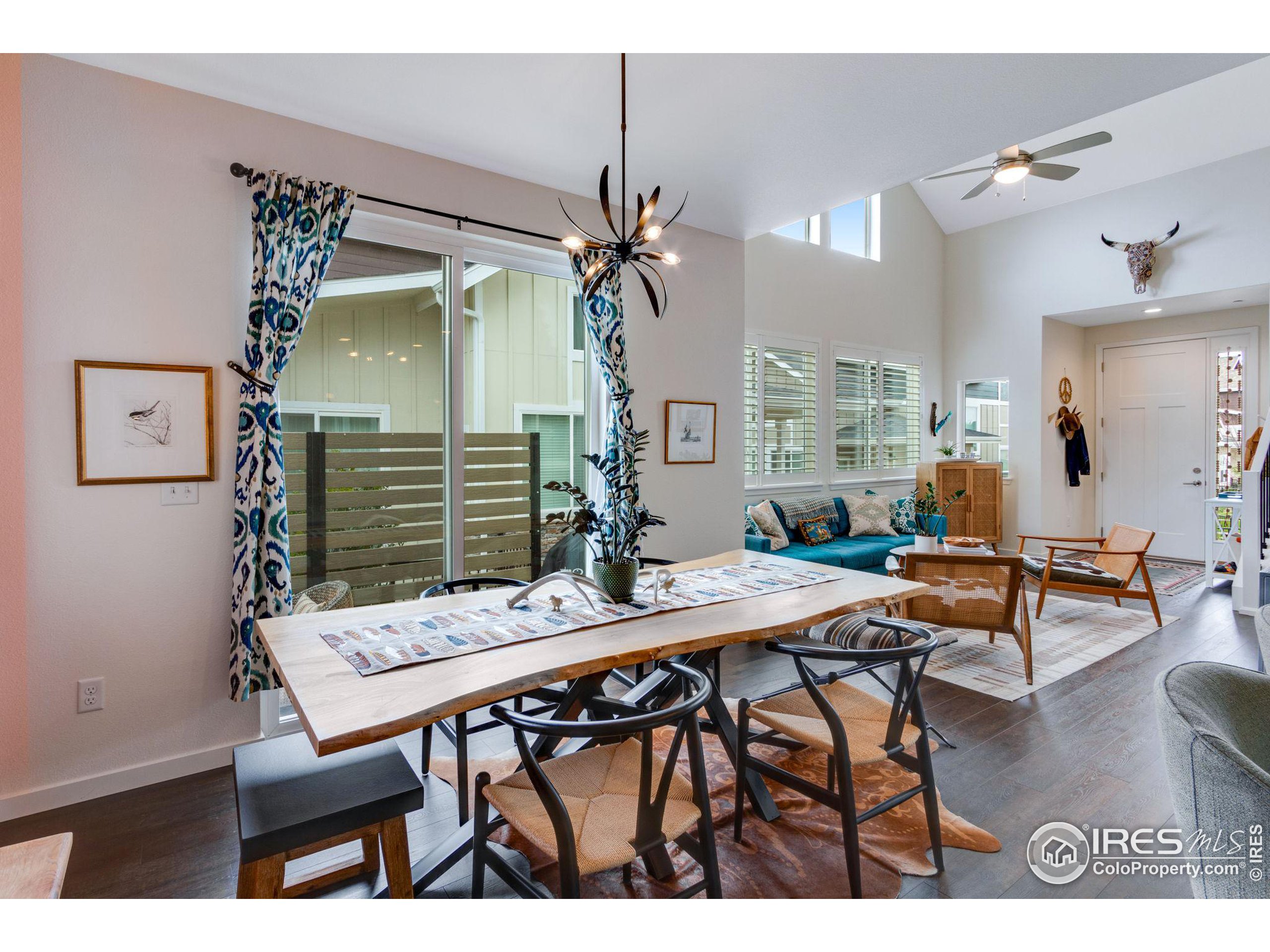 3349 Green Lake Dr 3