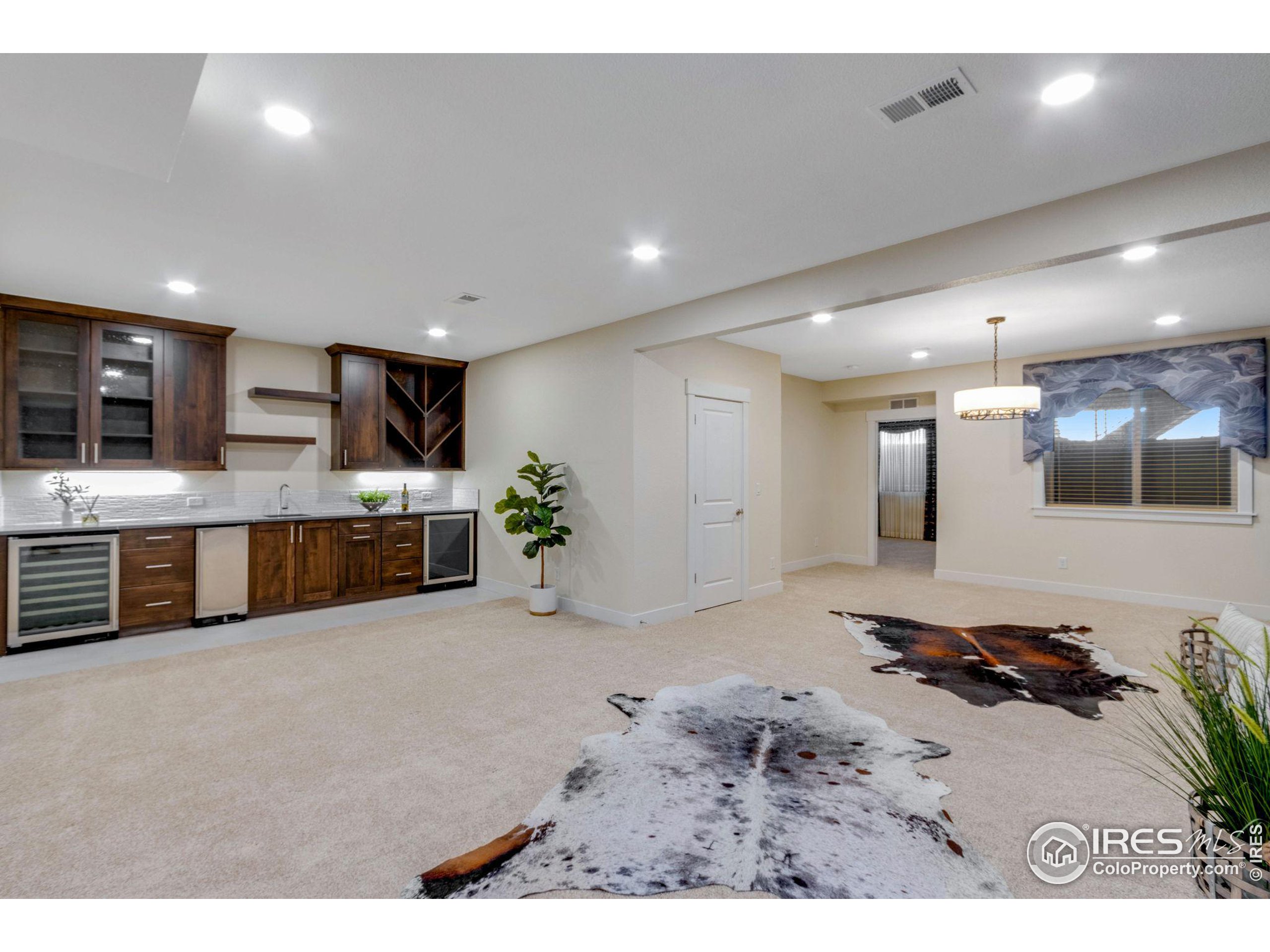 4264 Grand Park Dr