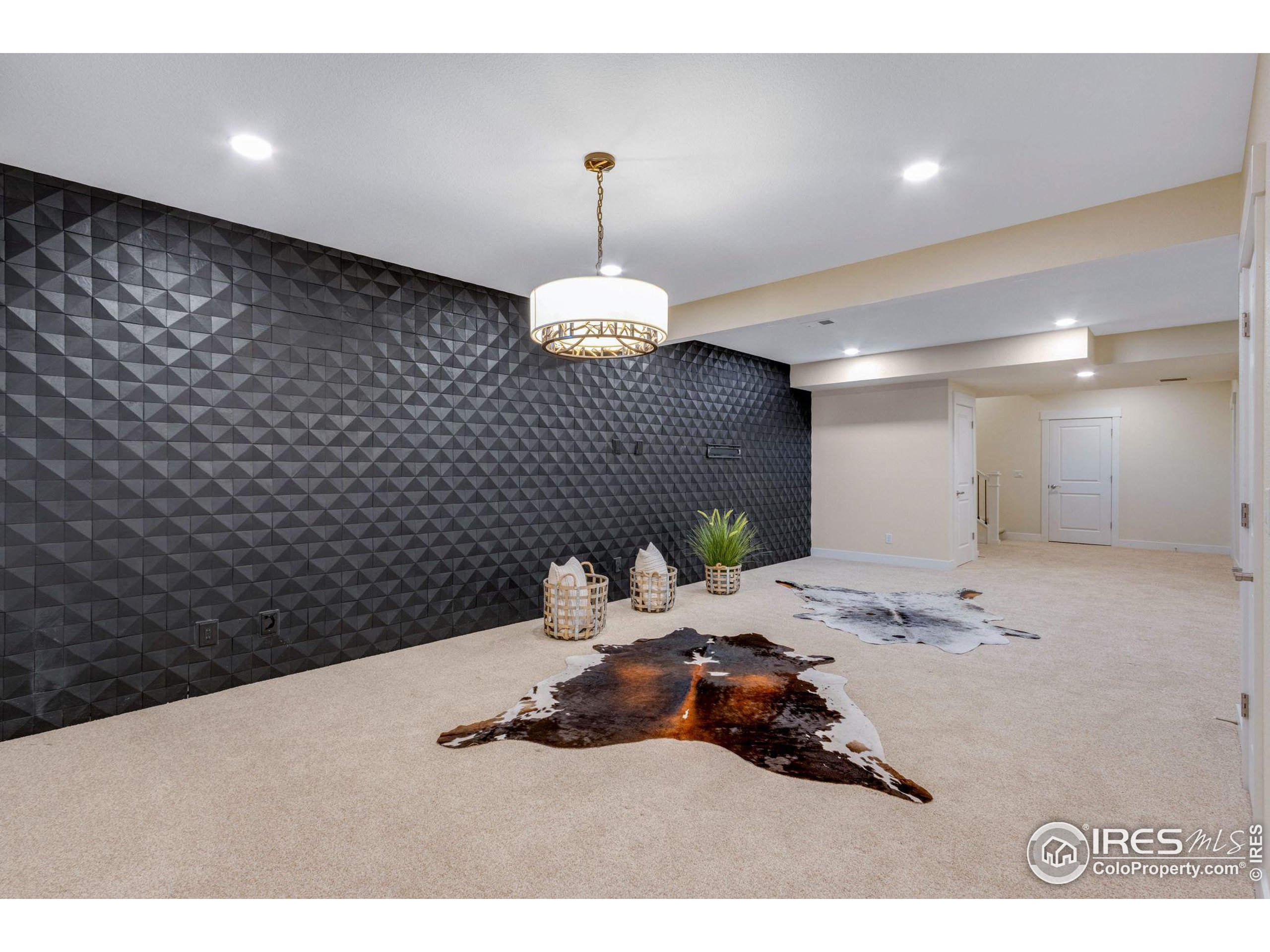 4264 Grand Park Dr