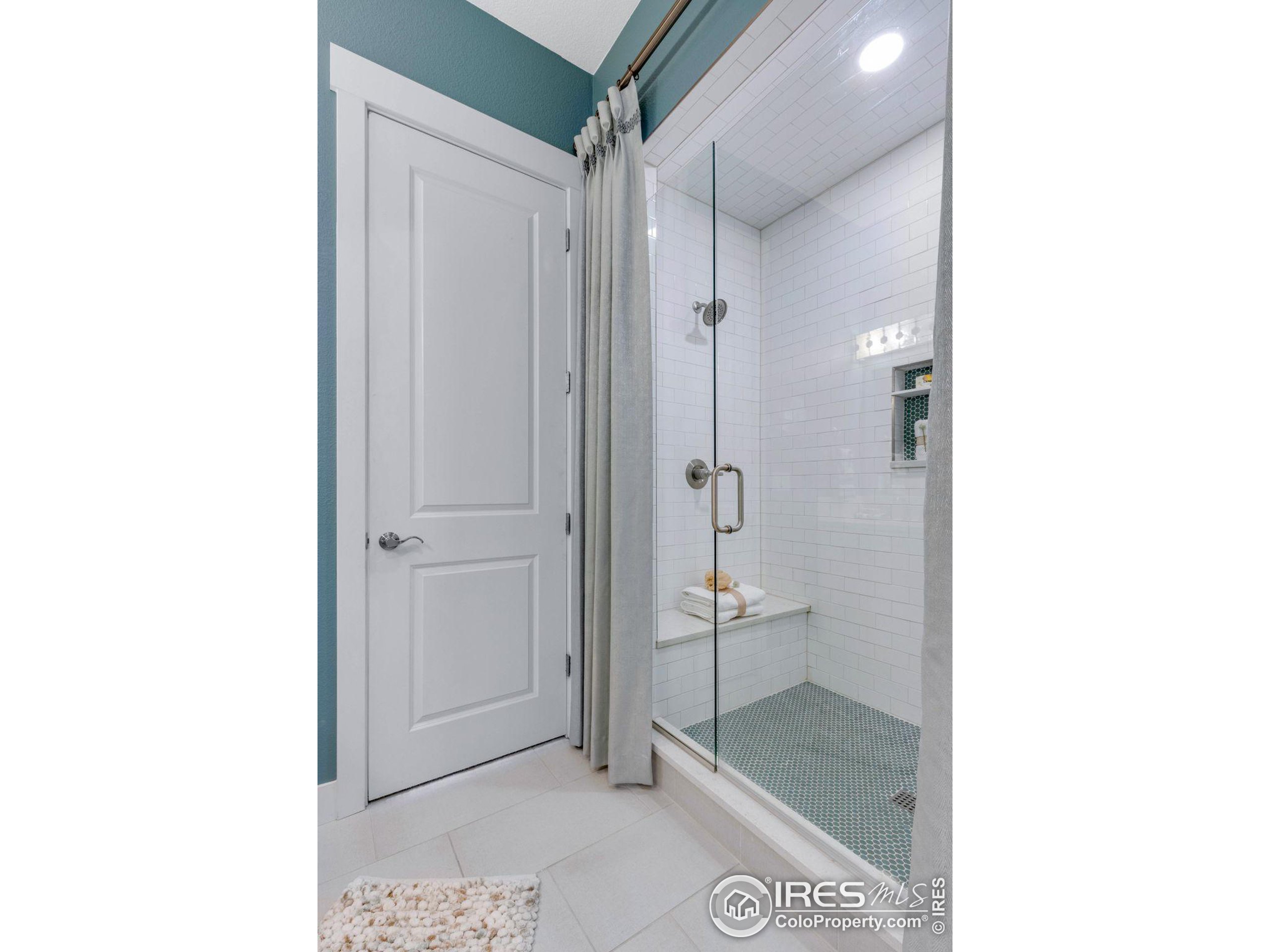 4264 Grand Park Dr