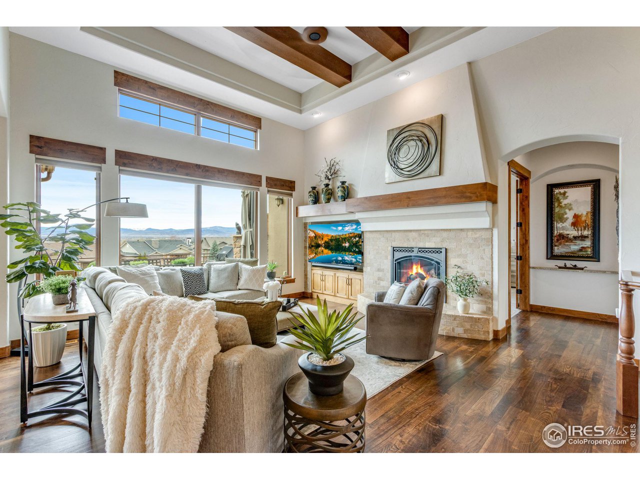 3865 Valley Crest Dr